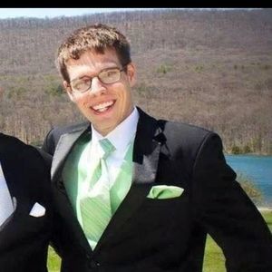 Meet your Posher, Lawrence